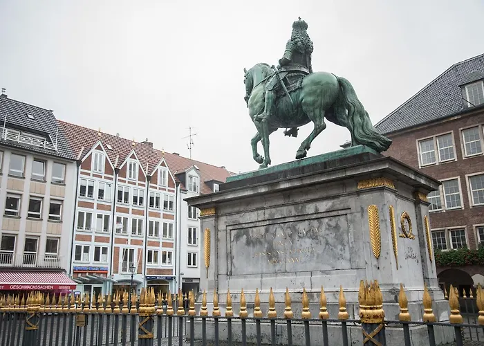 Oda ve Kahvaltı Mit Dachterrasse - Bei Curth Klingen - Teilen Sie Uns Ihre Ankunfszeit Mit Düsseldorf