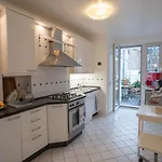 Mit Dachterrasse - Bei Curth Klingen - Teilen Sie Uns Ihre Ankunfszeit Mit Düsseldorf