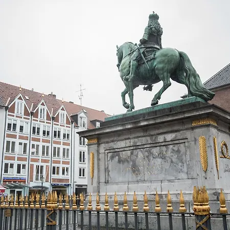 Bed & Breakfast Mit Dachterrasse - Bei Curth Klingen - Teilen Sie Uns Ihre Ankunfszeit Mit Dusseldorf