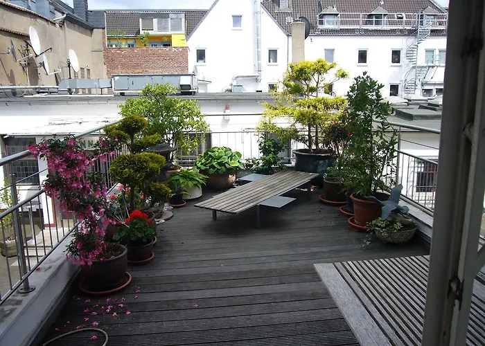 Mit Dachterrasse - Bei Curth Klingen - Teilen Sie Uns Ihre Ankunfszeit Mit Dusseldorf