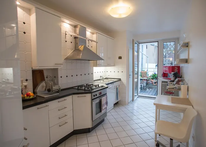 Mit Dachterrasse - Bei Curth Klingen - Teilen Sie Uns Ihre Ankunfszeit Mit Düsseldorf