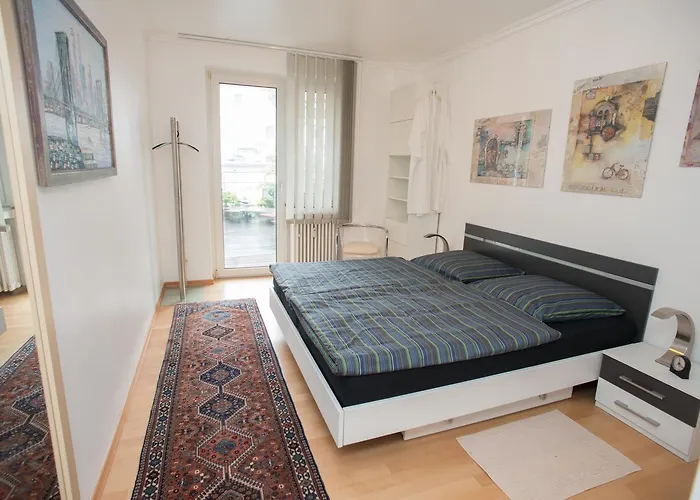 Mit Dachterrasse - Bei Curth Klingen - Teilen Sie Uns Ihre Ankunfszeit Mit Bed & Breakfast Düsseldorf