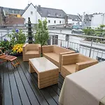 Mit Dachterrasse - Bei Curth Klingen - Teilen Sie Uns Ihre Ankunfszeit Mit Alojamento de Acomodação e Pequeno-almoço